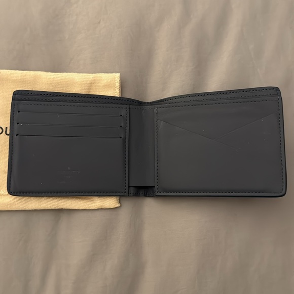 Louis Vuitton Multiple Wallet - Picture 3 of 5